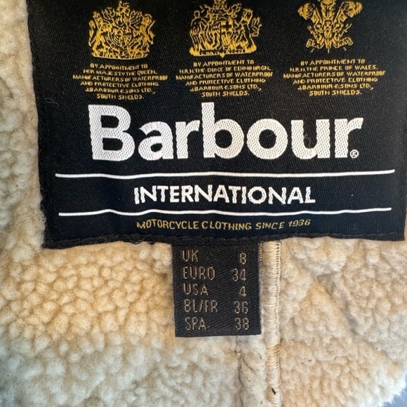 Barbour Dark Quilted Utility Jacket with Gold Accents - Picture 7 of 7